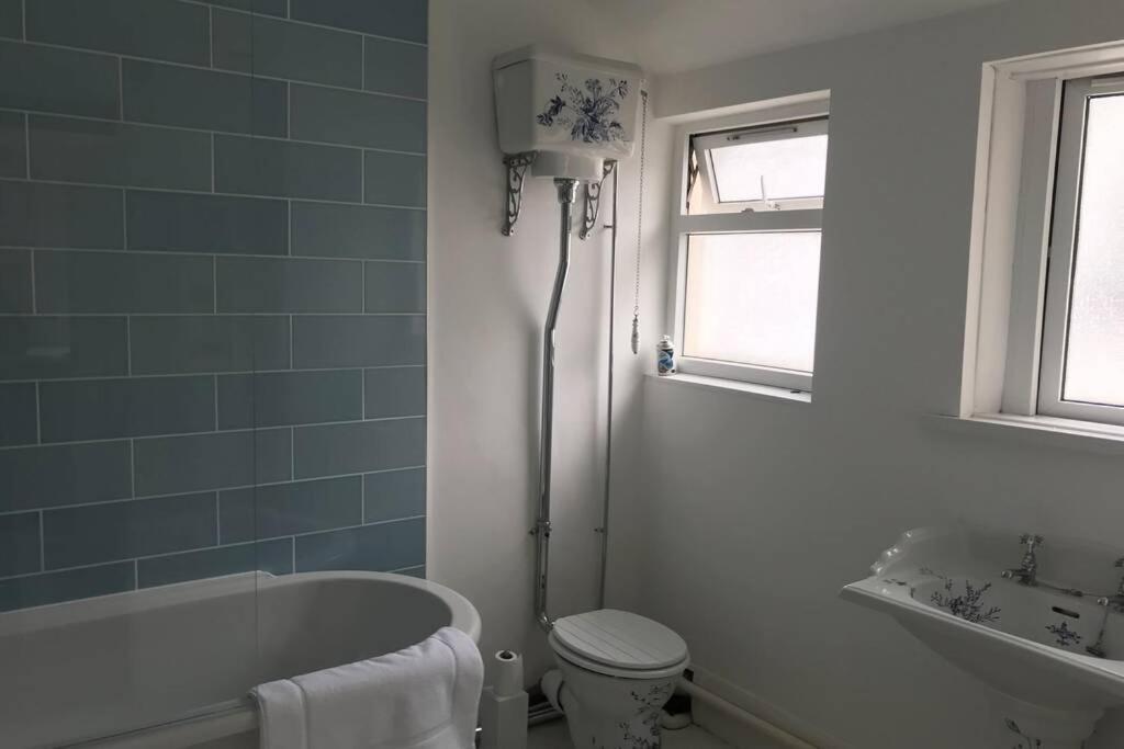 Beautiful 2 Bed Flat In The Heart Of Lynton Devon Leilighet Eksteriør bilde